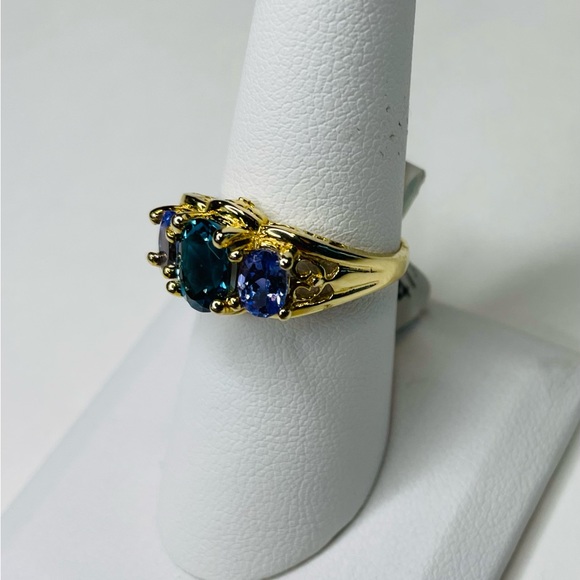 Beautiful Tanzanite and Blue Topaz Statement Ring Size 7 - Picture 2 of 5